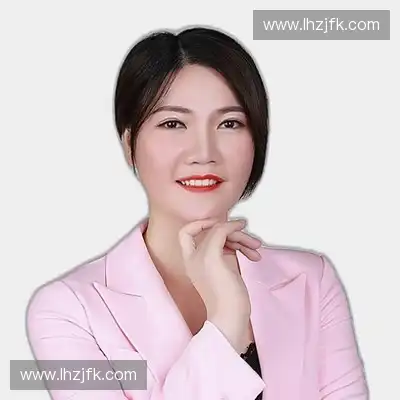 罗玲